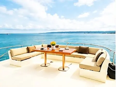 Private yacht — sunset & party cruise
